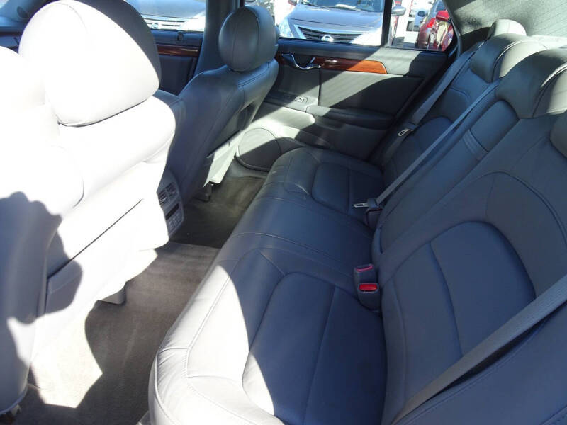 2005 Cadillac DeVille