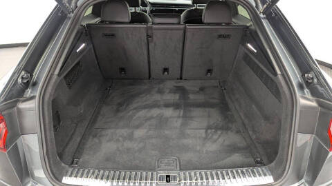 2022 Audi Q8 quattro Premium Plus 55 TFSI