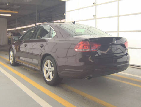 2013 Volkswagen Passat SE PZEV
