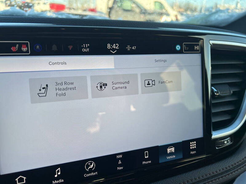 2026 Chrysler Pacifica Pinnacle