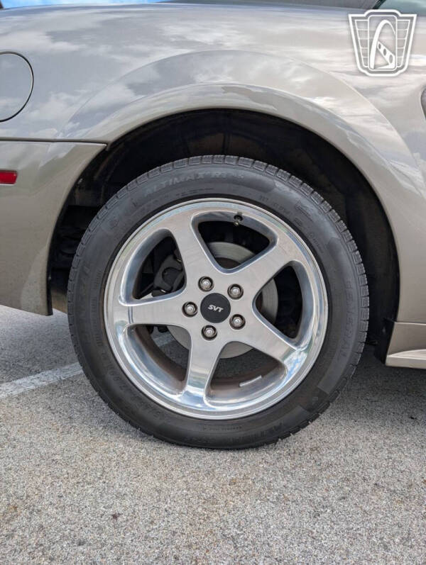 2001 Ford Mustang SVT Cobra