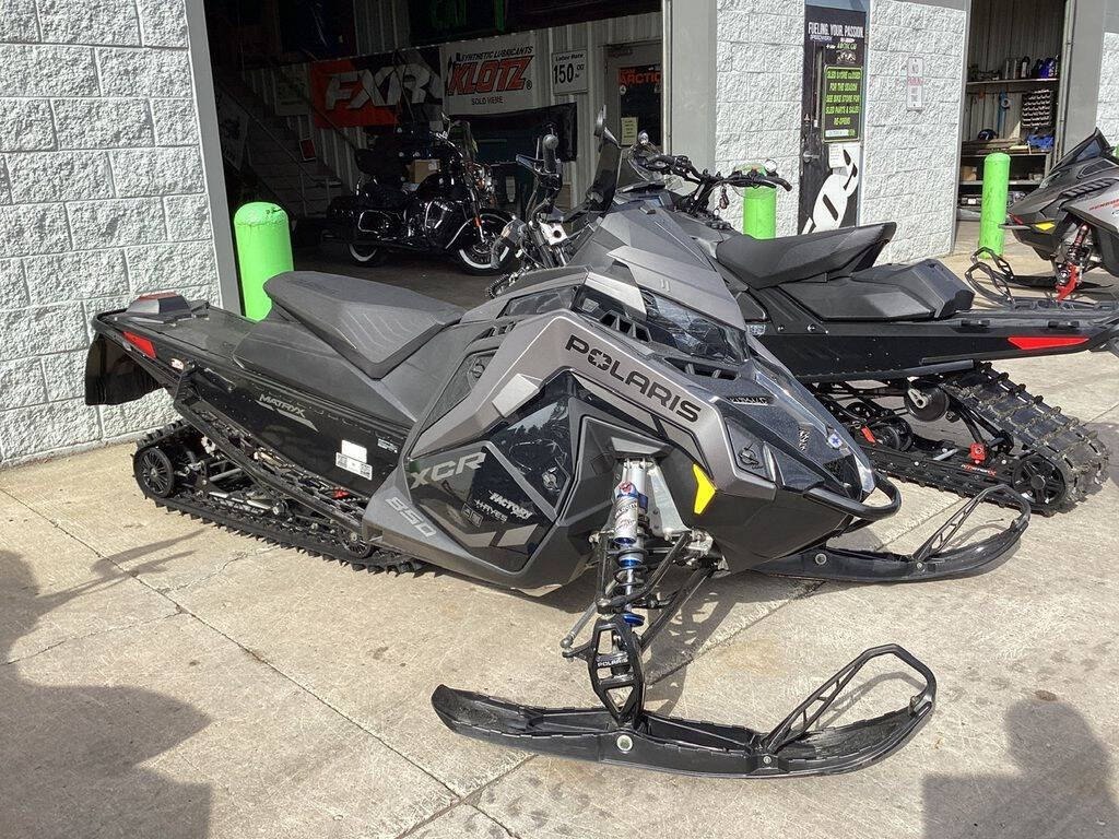 Polaris 850 Indy XCR 136 For Sale In West Allis, WI