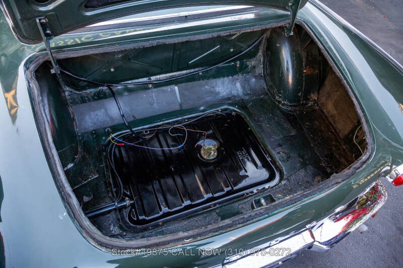 1970 Volvo P1800