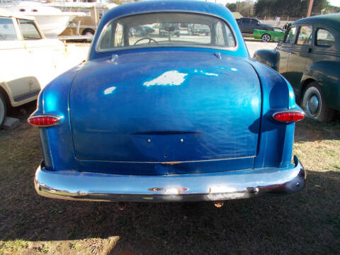 1949 Ford Deluxe