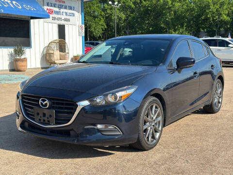 2018 Mazda MAZDA3 Touring