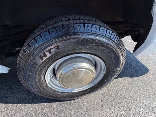 2001 Ford E-Series E-350 SD