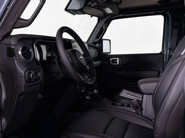 2025 Jeep Gladiator High Tide