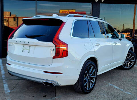 2018 Volvo XC90 T6 Momentum