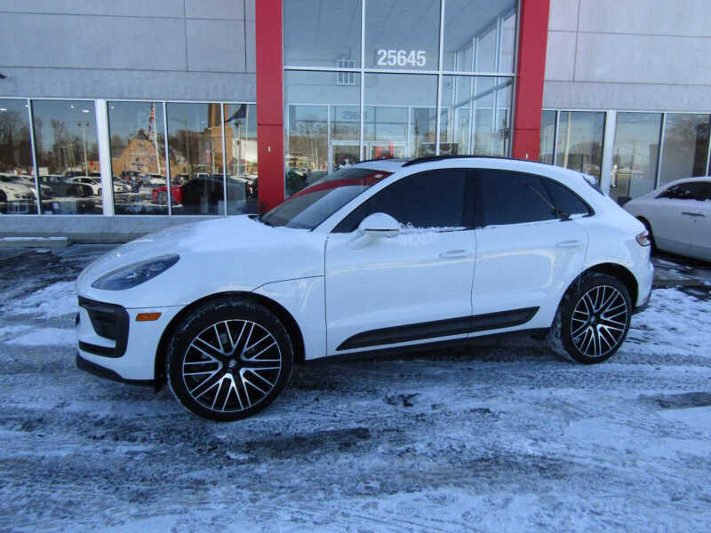 2022 Porsche Macan