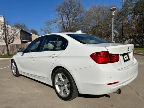 2015 BMW 3 Series 320i