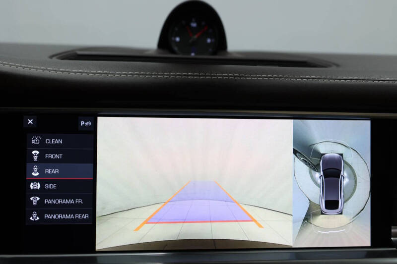 2021 Porsche Panamera