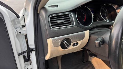 2015 Volkswagen Jetta