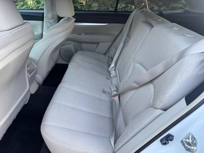 2012 Subaru Outback 2.5i Premium