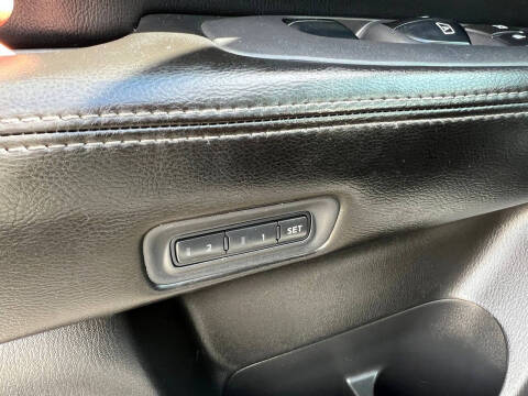 2013 Nissan Pathfinder Platinum