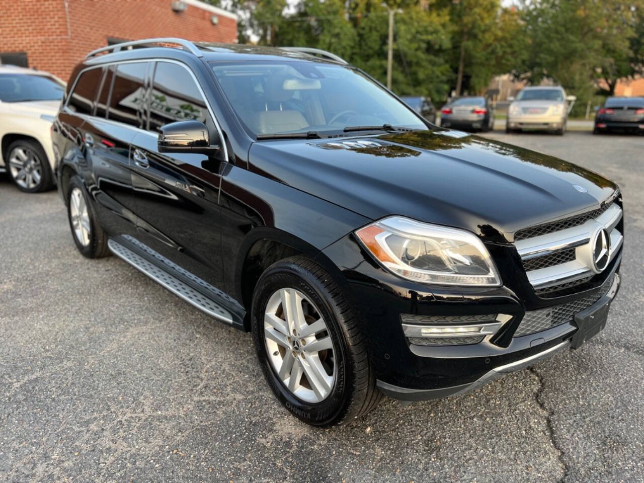 2014 Mercedes-Benz GL-Class for sale at CarZone & Auto Brokers in Newport News, VA