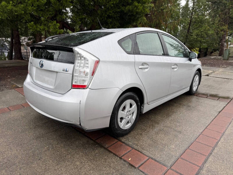 2011 Toyota Prius Two