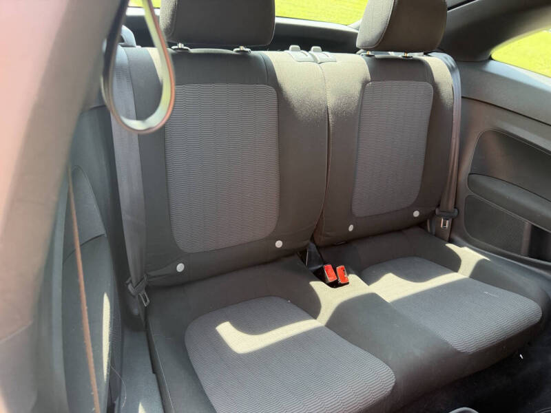 2014 Volkswagen Beetle 1.8T Entry PZEV