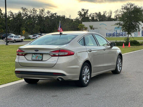 2017 Ford Fusion SE