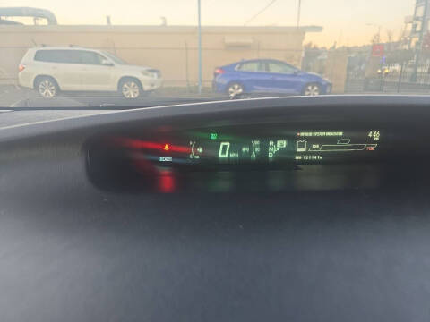 2010 Toyota Prius III