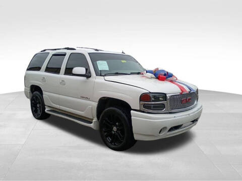 2003 GMC Yukon Denali
