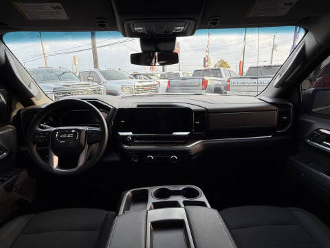 2023 GMC Sierra 1500 SLE