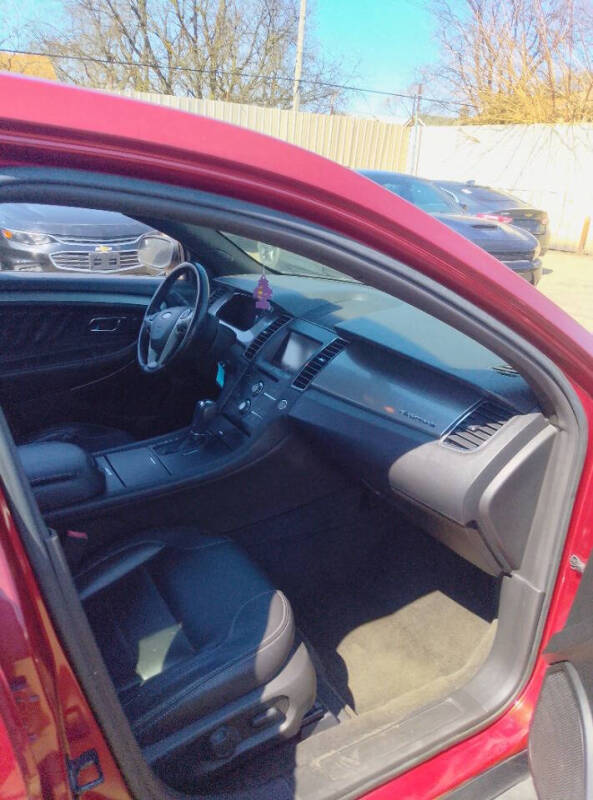 2013 Ford Taurus SEL