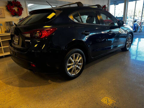 2016 Mazda MAZDA3 i Touring