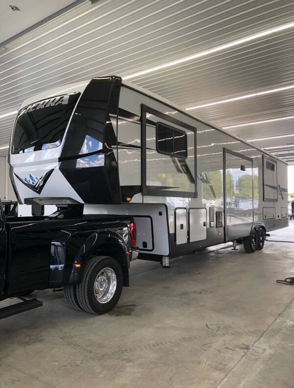 2023 Forest River Sierra