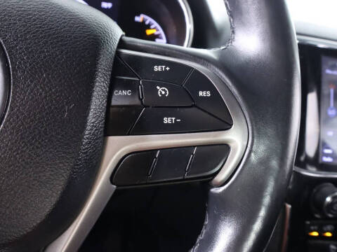 2019 Jeep Grand Cherokee Laredo E