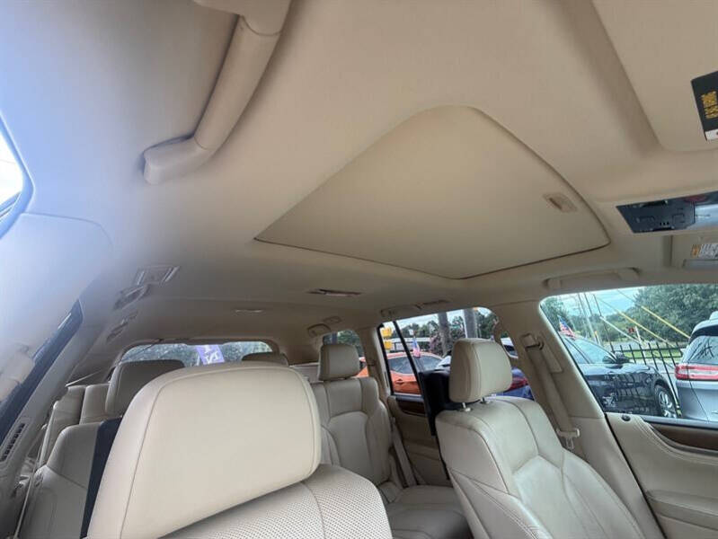2018 Lexus LX 570 Three-Row