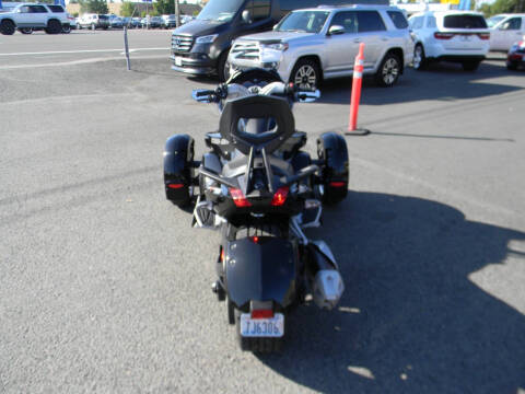 2015 Can-Am SPYDER ST