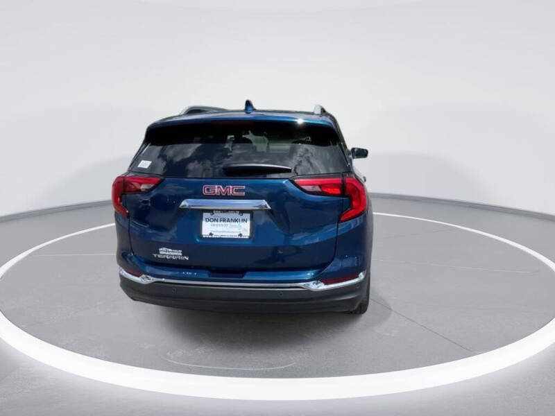 2021 GMC Terrain SLT