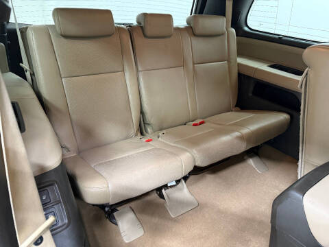 2011 Toyota Sequoia Platinum
