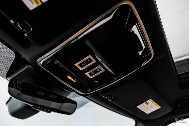 2020 Land Rover Range Rover Sport SVR