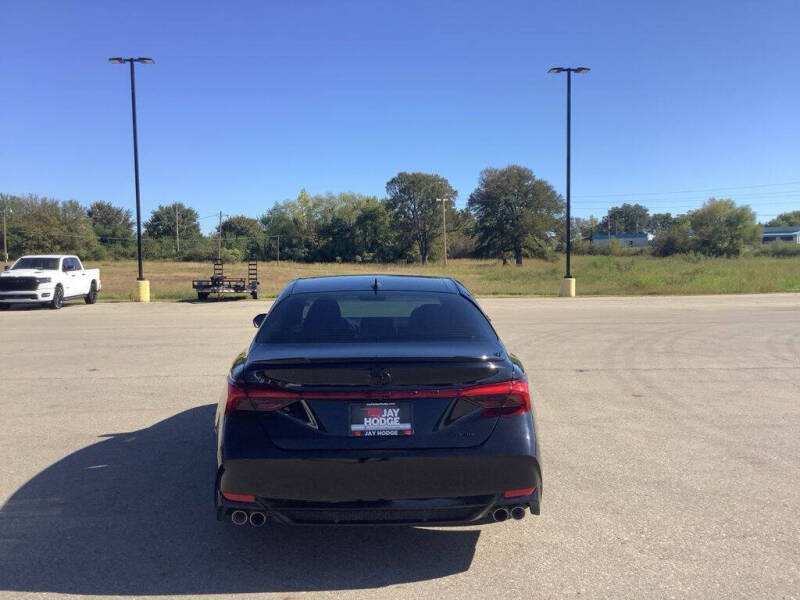 2021 Toyota Avalon XSE Nightshade