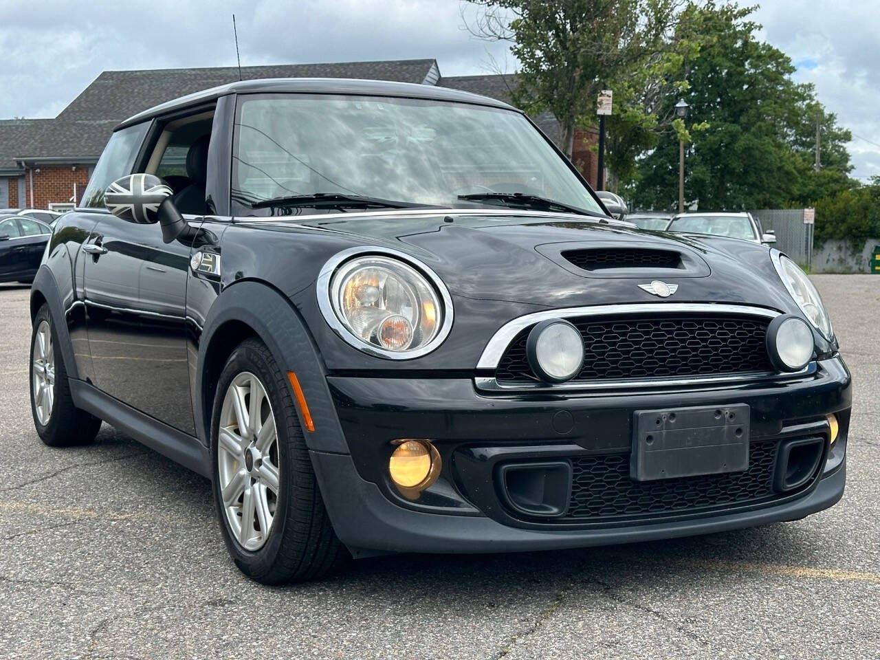 2012 MINI Cooper Hardtop for sale at CarMood in Virginia Beach, VA