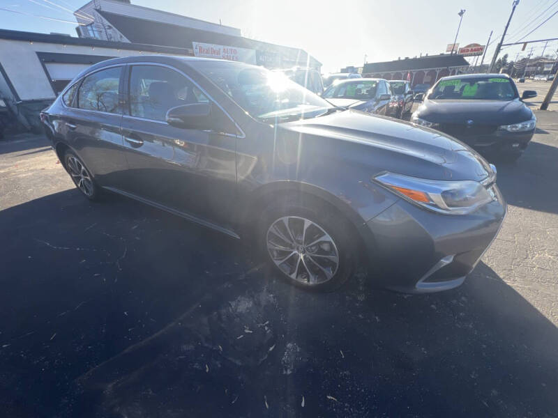 2018 Toyota Avalon XLE