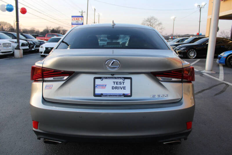 2018 Lexus IS 300