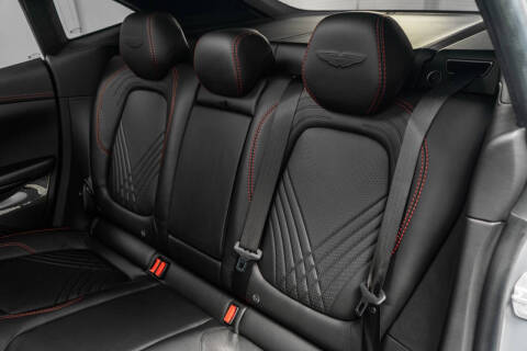 2022 Aston Martin DBX