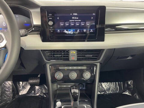 2025 Volkswagen Taos S