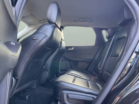 2024 Ford Escape Platinum