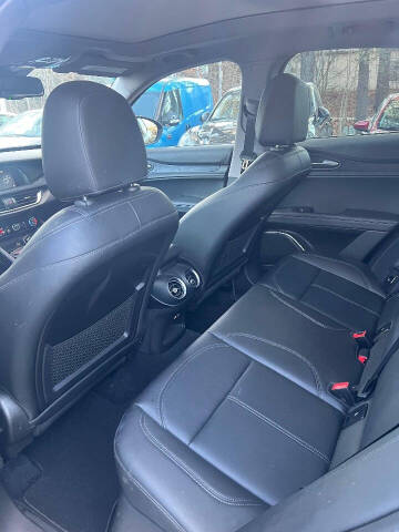 2020 Alfa Romeo Stelvio Sport