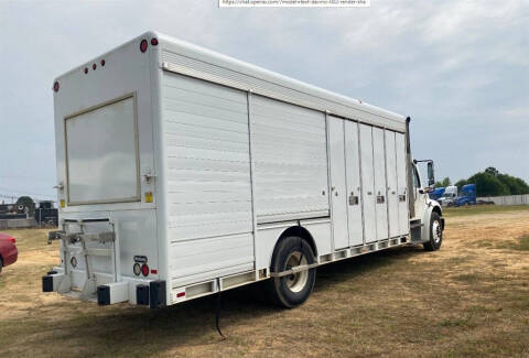 2019 Freightliner M2 106