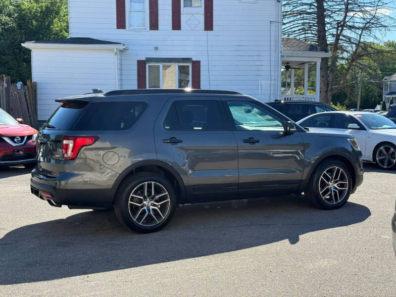 2016 Ford Explorer Sport
