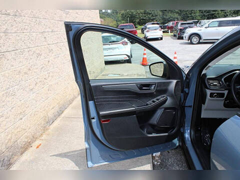 2023 Ford Escape Hybrid Active