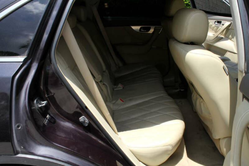 2010 Infiniti FX35