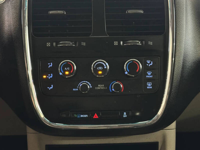 2012 Dodge Grand Caravan SXT
