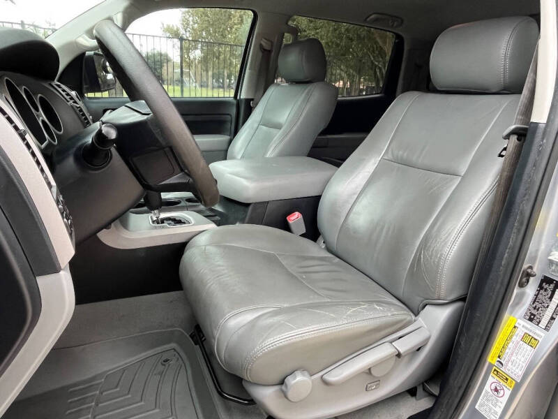 2011 Toyota Tundra Grade