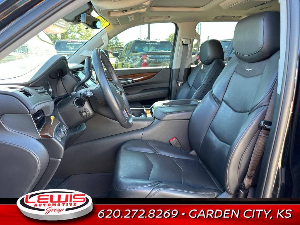 2020 Cadillac Escalade for sale at Lewis Chevrolet of Garden City in Garden City, KS