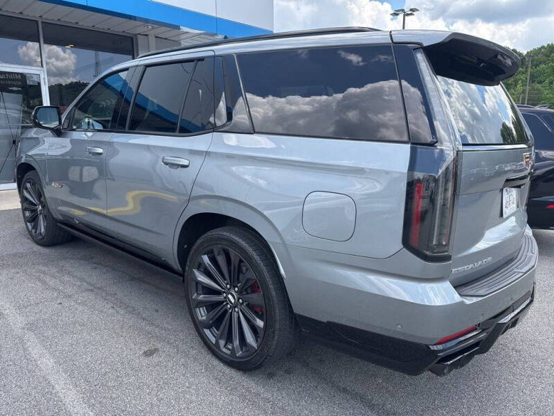 2025 Cadillac Escalade-V